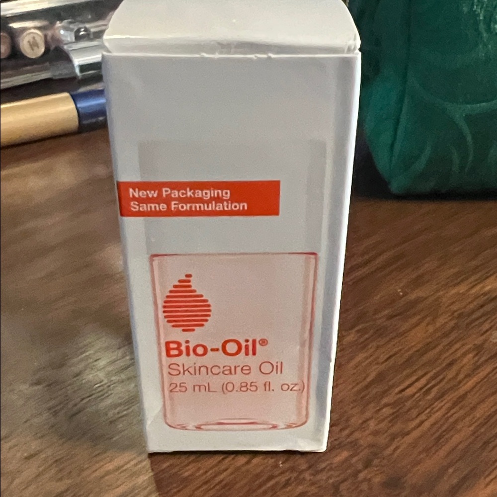 Skincare Oil - White and Red Packaging
